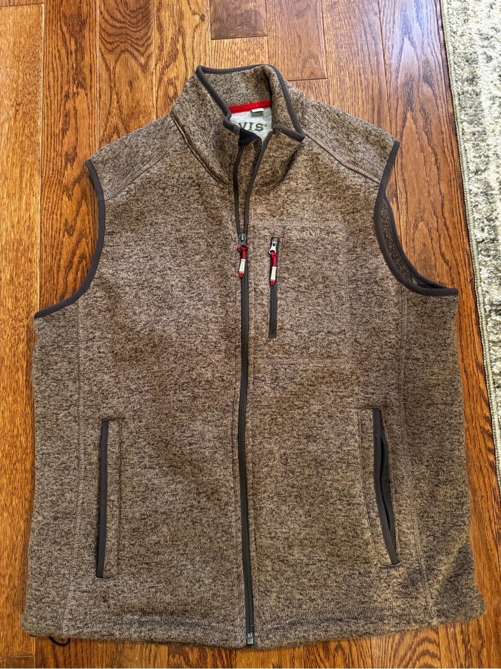 Orvis Brown Men’s Zip-Up Fleece Vest